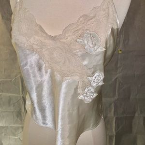Victoria’s Secret Gold Label Slip Top Size Small